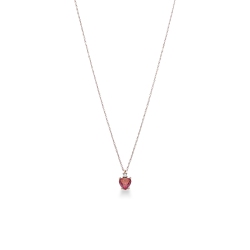 Collier en or rose avec pendentif cœur et zircones