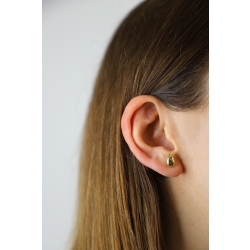 Boucles d'oreilles en or jaune 18k en forme de petite goutte 2