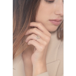 Anillo en oro blanco 18k con citrino ovalado y diamantes 2