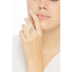 Anillo en oro blanco de 18k con zafiro rosa ovalado y diamantes 2