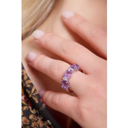 Anillo de oro blanco de 18 quilates con diamantes y amatistas 2