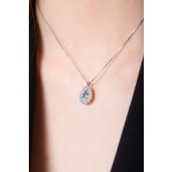 Necklace with pear shaped aquamarine crowned by diamonds 2