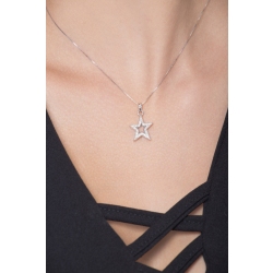 Star shaped pendant with round cut diamonds 2