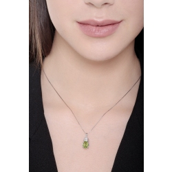 Necklace with oval peridot  and diamonds pendant 2