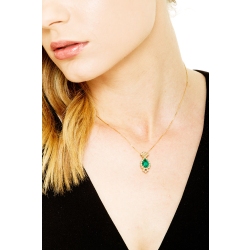 18k yellow gold emerald pendant with round cut diamonds 2