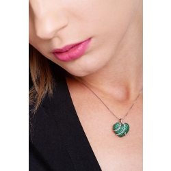 Burnished heart pendant with emeralds and diamonds 2