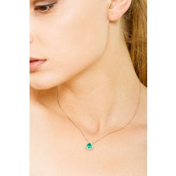Necklace with emerald and diamond heart shaped pendant 2