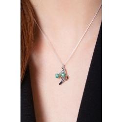 18k white gold pendant with 2 wires, emeralds and diamonds 2