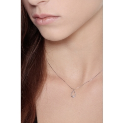 Collier or 18k avec pendentif et diamants  2