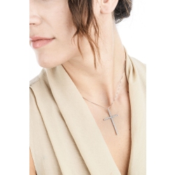 Collar de mujer y cruz en oro blanco de 18kt con diamantes 2