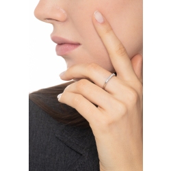 9 diamonds 0,15 ct half eternity ring in white gold 18k 2