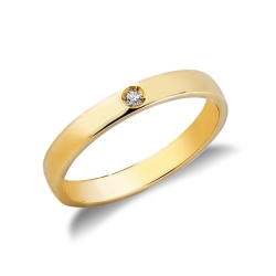 18k yellow gold wedding band with diamond
