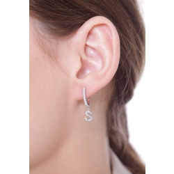 Colgante con letra S en oro blanco y diamantes 2