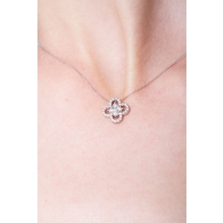 Flower pendant with round cut diamonds in white gold 18k 2