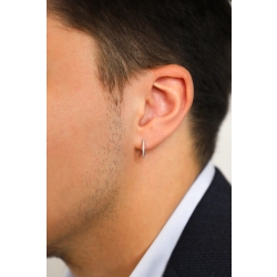 Mono orecchino a piccolo cerchio in oro bianco 18k con diamanti, ct. 0,06, uomo 2