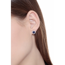 Boucles d'oreilles en or blanc 18 carats avec saphirs bleus à cœur halo diamants 2