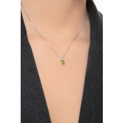 Collier en or blanc 18 carats avec péridot et diamant  2