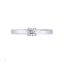 White gold 18k solitaire setting