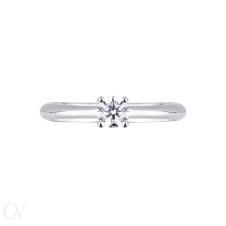 Four prong solitaire engament ring setting