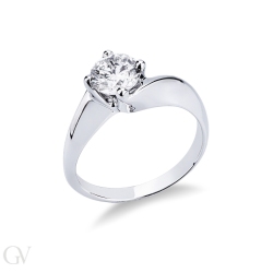 Solitaire setting four prong white gold  2