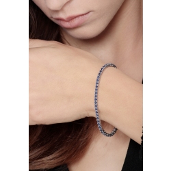 18k white gold tennis bracelet with blue sapphires 2