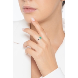 ANELLO CON SMERALDO GOCCIA MM7X5E 1BRILL PER LATO 2