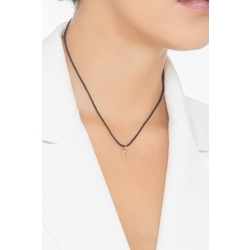 Pendant with initial letter D in uppercase in 18k yellow gold 2