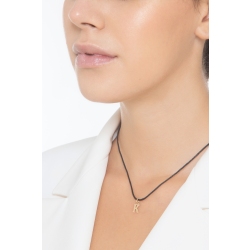 Ciondolo con lettera iniziale K stampatello in oro giallo 18k 2