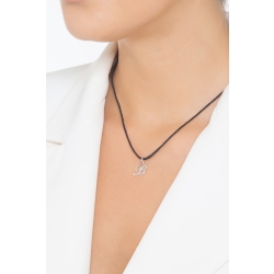 Colgante con inicial letra B en oro blanco de 18kt 2