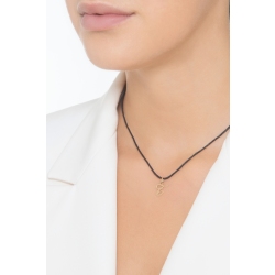 Pendant with initial letter in italic in 18k yellow gold 2