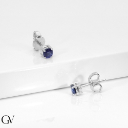 Boucles en or blanc 750 avec saphirs bleus 2