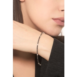 Bracelet tennis en or blanc 18 carats avec diamants noirs et blancs et griffes brunies 2