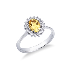 Bague en or blanc 18k avec citrine ovale et diamants