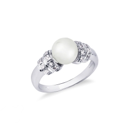 White gold 18k ring with diamonds and pearl of about 7 mm