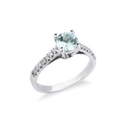 White gold 18k with aquamarine oval cut and diamonds 