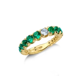 Yellow gold 18k ring with diamonds and emeralds 