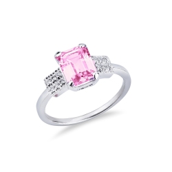 Ring in white gold 18k with pink sapphire emerald cut