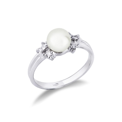 Bague en or blanc 18k avec perle et diamants