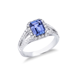 Anillo de compromiso de oro blanco de 18k con tanzanita y diamantes