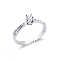 White gold 18k solitaire ring with diamonds 