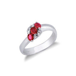 White gold 18k trilogy ring with rubies and diamonds