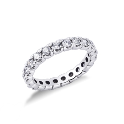 White gold 18k eternity ring with diamonds 