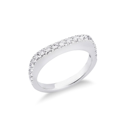 Bague carrée en or blanc 18k avec diamants