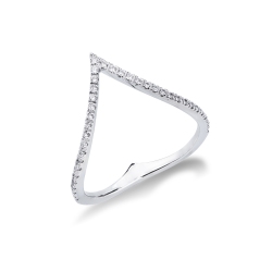 White gold 18k V shaped ring with diamonds 