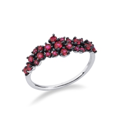 White gold 18k ruby ring 