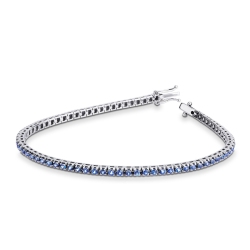 Tennis bracelet with sapphires