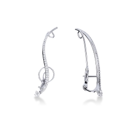 Boucles d’oreilles design en or blanc 18k diamants