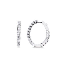 Pendientes ovalados en oro blanco de 18 quilates con diamantes