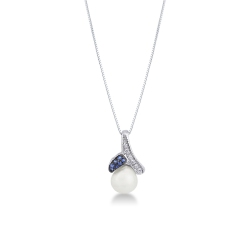 Necklace in 18k white gold with a pendant with pearl, diamonds and blue sapphires