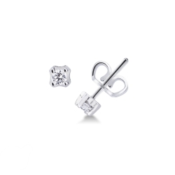 White gold 18k bezel stud earrings with diamond